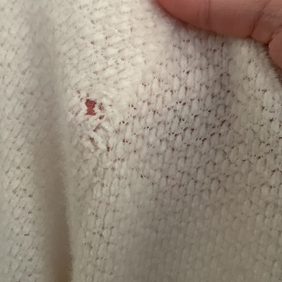 hollister sweater - Picture 3 of 4